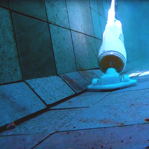 ASPIRADOR LIMPIAFONDO INALAMBRICO ZUIPY 110020 VULCANO - Imagen 4